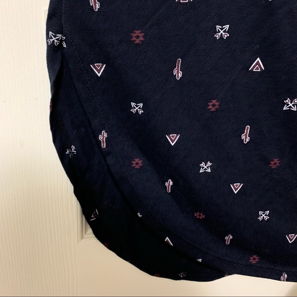 Cactus Patterned T-Shirt - Picture 4 of 4